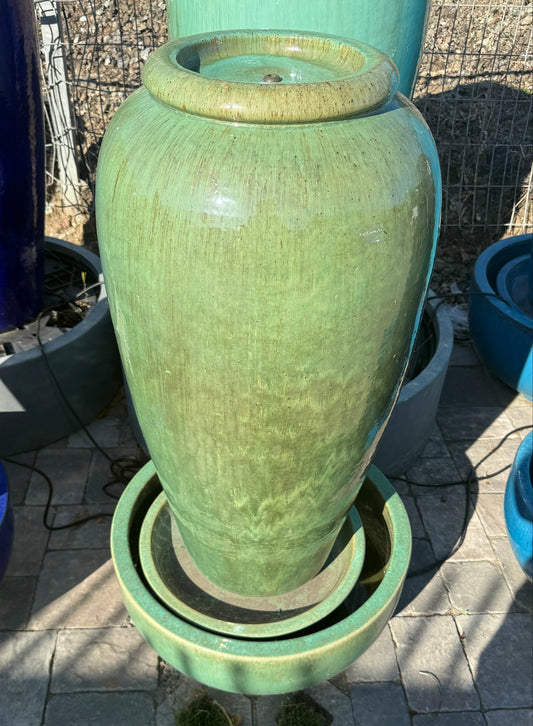 Large Glossy Faded Light Green Fountain